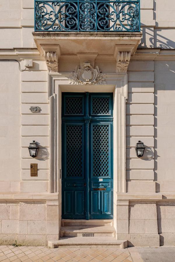 טור Hotel Corneille - Entree Autonome, Reception En Ligne - Encore Mieux מראה חיצוני תמונה